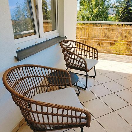 Mlynarska - Sloneczne Apartamenty Пясечно Екстериор снимка