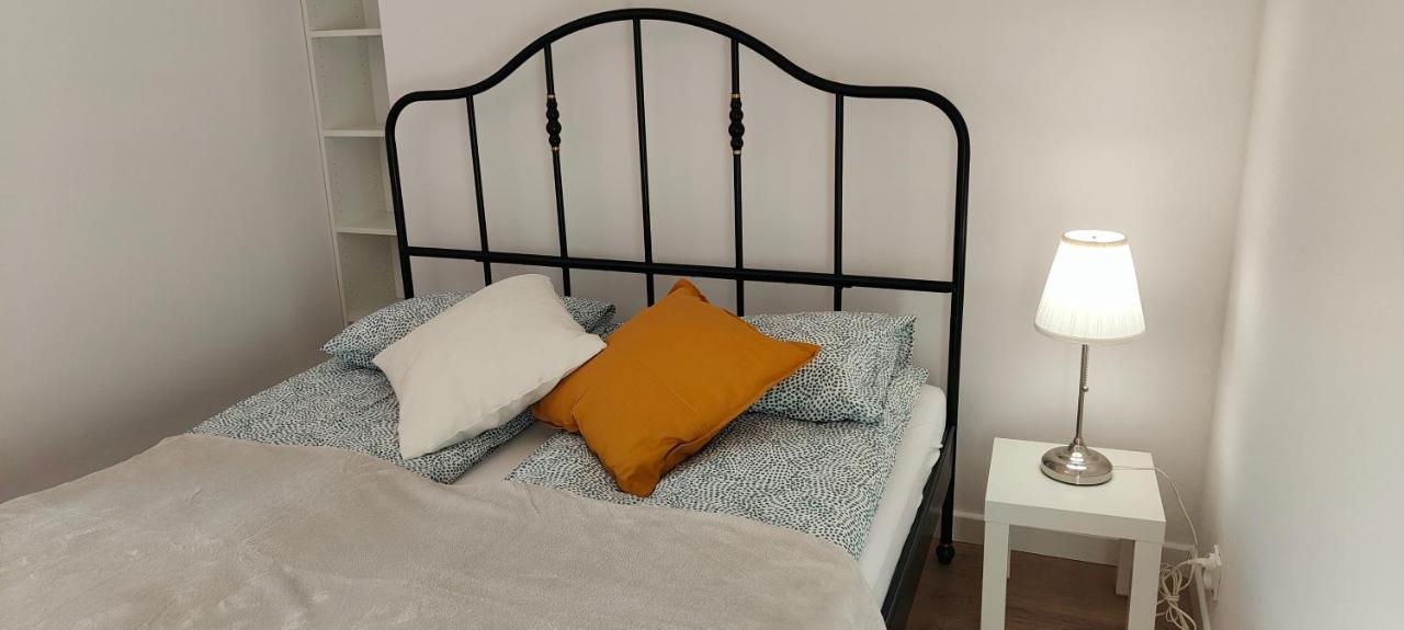 Mlynarska - Sloneczne Apartamenty Пясечно Екстериор снимка