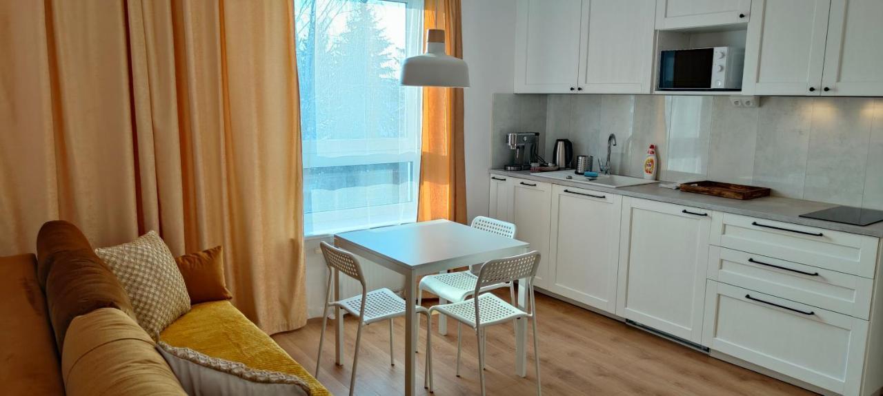 Mlynarska - Sloneczne Apartamenty Пясечно Екстериор снимка
