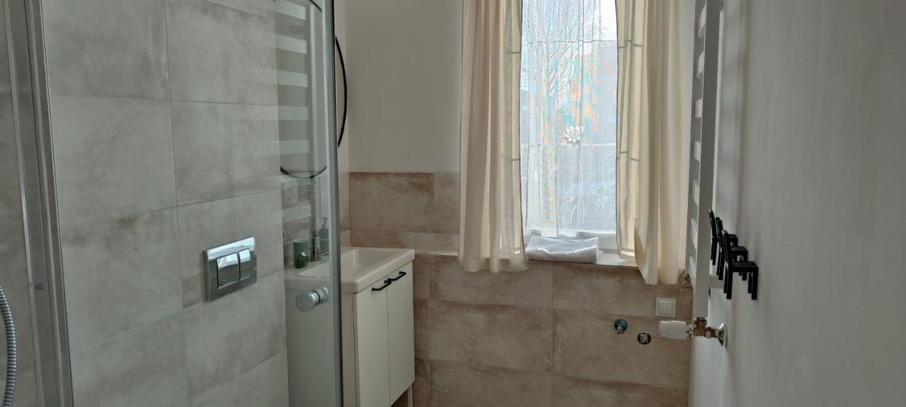 Mlynarska - Sloneczne Apartamenty Пясечно Екстериор снимка